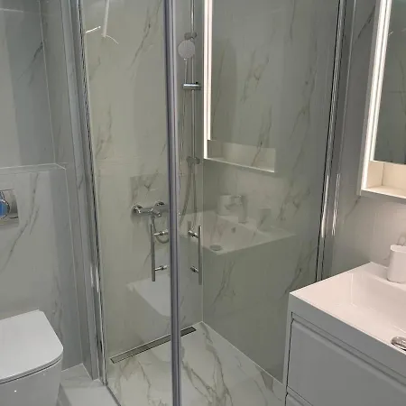 Апартаменты Ostria Sea View Maisonette # 5 Separate Bedrooms *