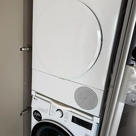 Ostria Sea View Maisonette # 5 Separate Bedrooms 아파트